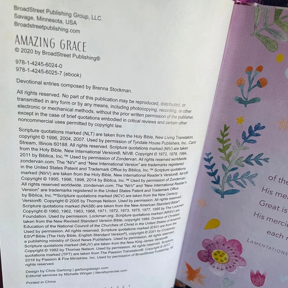 Amazing Grace 365 Daily Devotions Brenna Stockman Floral Hardcover 9781424560240